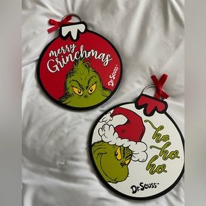 The Grinch 💚 Christmas Wall Decor